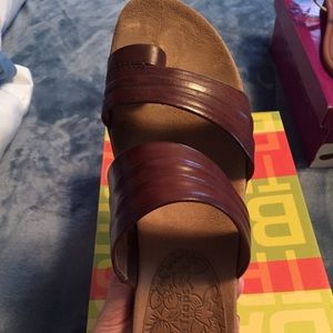 BareTrap Sandals
